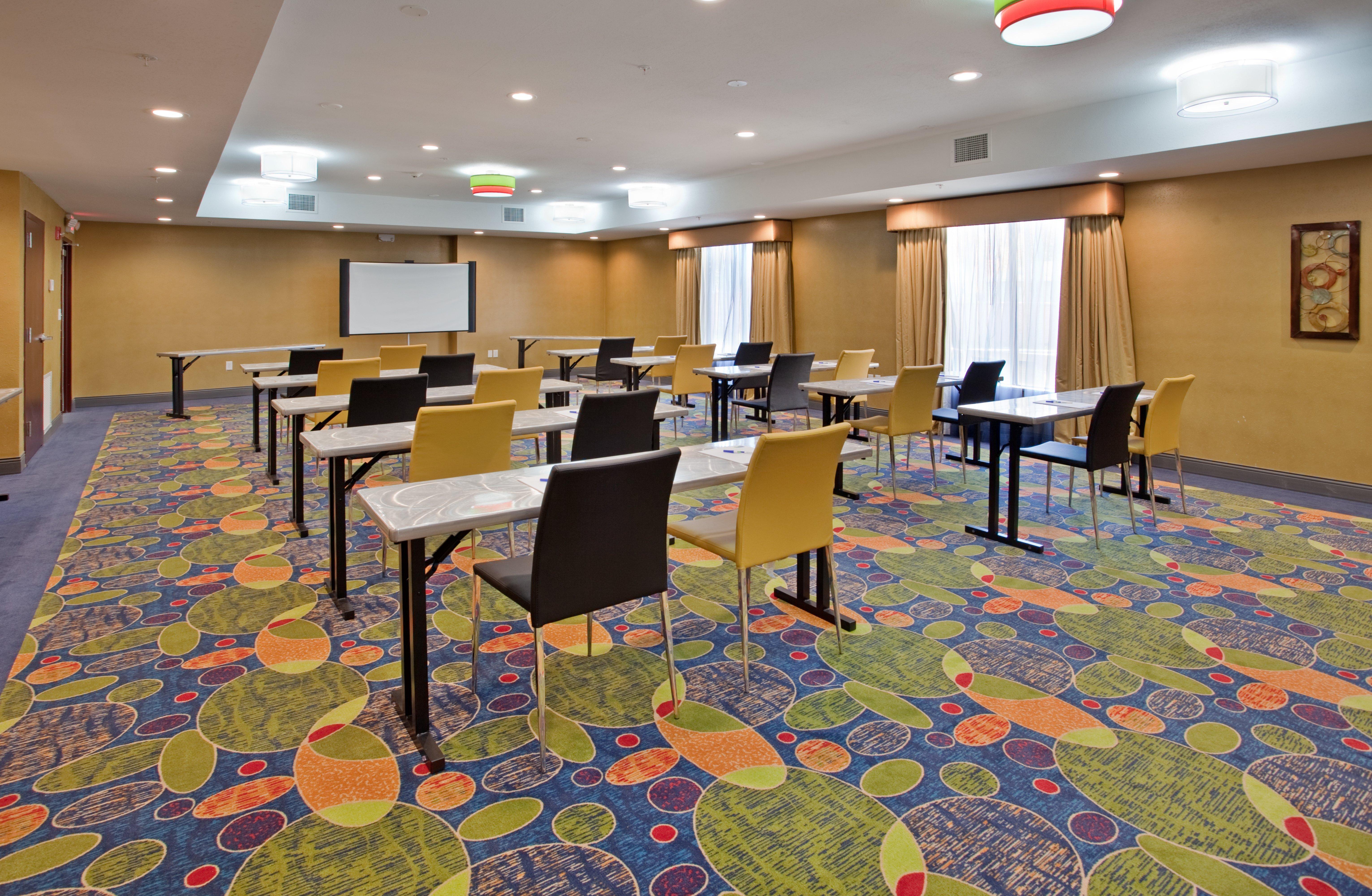 Holiday Inn Express & Suites St Louis Airport By Ihg Woodson Terrace Kültér fotó