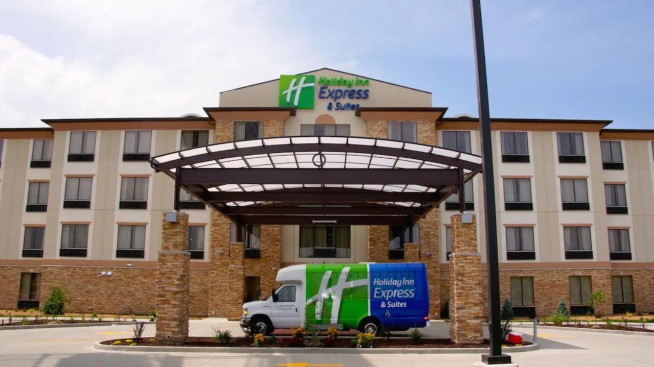 Holiday Inn Express & Suites St Louis Airport By Ihg Woodson Terrace Kültér fotó